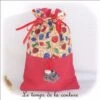 Noël - Sac Cadeau - Sac Pochon - Ton Rouge Et Imprimé Motif Noël - Fait Main.