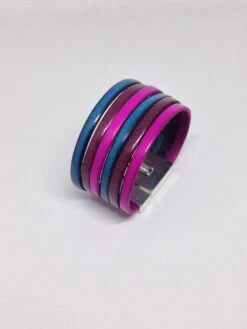 Manchette Cuir Femme - Coloré - Fermoir Magnétique -idée Cadeau Noël 5 Manchette Cuir Femme - Coloré - Fermoir Magnétique -idée Cadeau Noël -Papeterie Boutique 1583946 manchette cuir femme colore fermoir magnetique idee 3