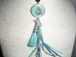 Collier Cabochon Sapin De Noël Avec Pendants Et Pompon Turquoise -Papeterie Boutique 171460 collier cabochon sapin de noel avec pendants et pompon turquoise 4