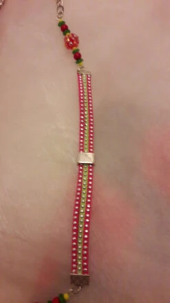 Sautoir Aux Couleurs De Noël Avec Grelot Fraise Et Pompons -Papeterie Boutique 225603 sautoir aux couleurs de noel avec grelot fraise et pompons 3