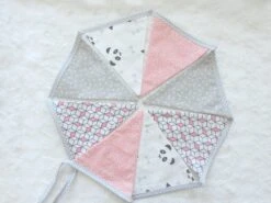 Guirlande Fanions Decoration Chambre Enfant,bebe, Motifs Triangle, Panda, Geometrique, Cadeau Noël, Fête Des Mères, Fait Main, Naissance