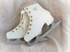 Patins à Glace Chantournés, Décoration Noël, Décoration Campagne Chic, Sbabby Chic, Création Troglodyte,