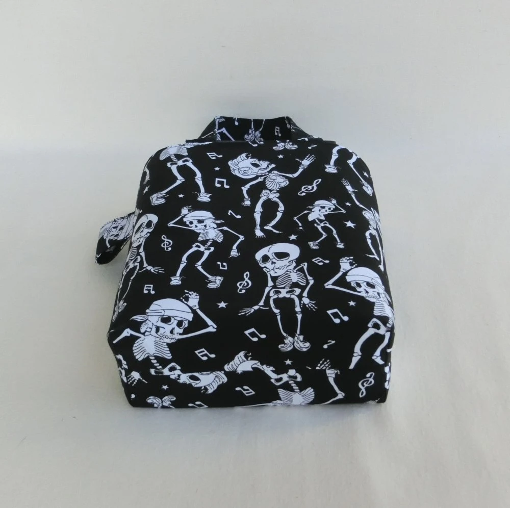 Sac à Bonbon D' Halloween, Cabas / Sac à Main Enfant Fille De 3 à 5 Ans, Tote Bag En Tissu Coton Noir Et Blanc, Cadeau Anniversaire Noël 6 Sac à Bonbon D' Halloween, Cabas / Sac à Main Enfant Fille De 3 à 5 Ans, Tote Bag En Tissu Coton Noir Et Blanc, Cadeau Anniversaire Noël – Image 6