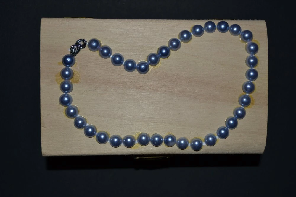 Boite De Noël,boite à Bijoux En Bois Décorée Perles Et Peinte "collier De Perles Bleues" 1 Boite De Noël,boite à Bijoux En Bois Décorée Perles Et Peinte "collier De Perles Bleues"