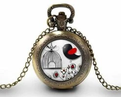 Montre à Gousset, Sautoir Illustré-oiseau,cage-l'oiseau Noir Et Rouge-cadeau De Noël Femme-anniversaire Femme-saint Valentin-bronze(ref.51)