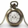 Montre à Gousset, Sautoir Illustré -crâne Noir Et Blanc-, Cadeau De Noël Femme - Anniversaire Femme - Saint Valentin - Bronze (ref.62)