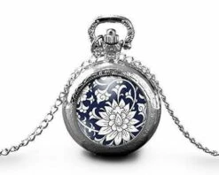 Montre à Gousset, Sautoir Illustré Fleurs Collier -fleurs Bleues-,femme,cadeau De Noël-anniversaire Femme -saint Valentin - Argent (ref.57a)