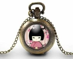 Montre à Gousset, Sautoir Illustré, Kokeshi -kokeshi Rose- Cadeau De Noël Femme - Anniversaire Femme - Saint Valentin - Bronze (ref.38)
