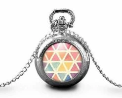 Montre à Gousset, Sautoir Illustré,triangles -couleurs Joyeuses-cadeau De Noël Femme-anniversaire De Femme-saint Valentin - Argent (ref.4a)