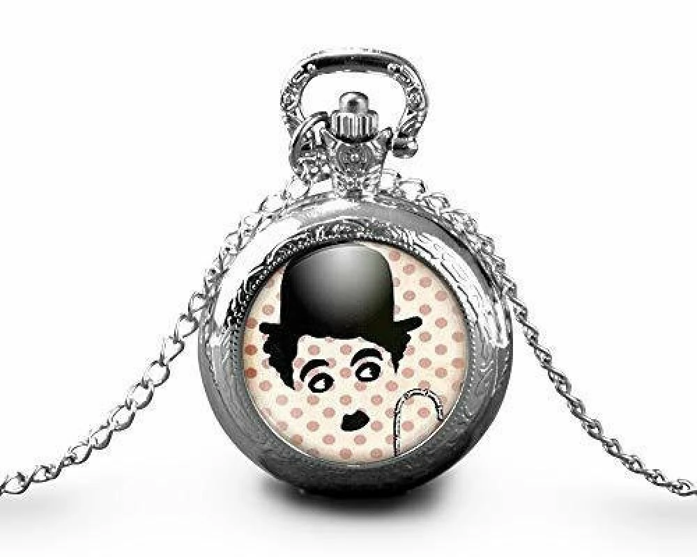 Montre à Gousset, Sautoir Illustré -charlie Chaplin-, Femme Cadeau De Noël - Femme Anniversaire - Saint Valentin - Argent (ref.78a) 1 Montre à Gousset, Sautoir Illustré -charlie Chaplin-, Femme Cadeau De Noël - Femme Anniversaire - Saint Valentin - Argent (ref.78a)