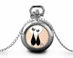 Montre à Gousset, Sautoir Illustré - Chat -chats Amoureux- Cadeau De Noël Femme - Anniversaire Femme - Saint Valentin - Argent (ref.19a)