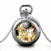 Montre à Gousset, Sautoir Illustré - Klimt -le Baiser- Cadeau De Noël Femme - Anniversaire De Femme - Saint Valentin - Argent (ref.13a)