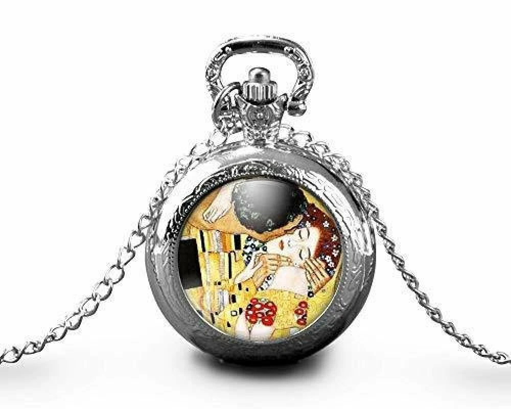 Montre à Gousset, Sautoir Illustré - Klimt -le Baiser- Cadeau De Noël Femme - Anniversaire De Femme - Saint Valentin - Argent (ref.13a) 1 Montre à Gousset, Sautoir Illustré - Klimt -le Baiser- Cadeau De Noël Femme - Anniversaire De Femme - Saint Valentin - Argent (ref.13a)