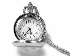 Montre à Gousset, Sautoir Illustré -la Dolce Vita-, Cadeau De Noël Femme - Anniversaire Femme - Saint Valentin - Argent (ref.64a) 5 Montre à Gousset, Sautoir Illustré -la Dolce Vita-, Cadeau De Noël Femme - Anniversaire Femme - Saint Valentin - Argent (ref.64a) -Papeterie Boutique 2963715 montre a gousset sautoir illustre la dolce vita cadeau 3