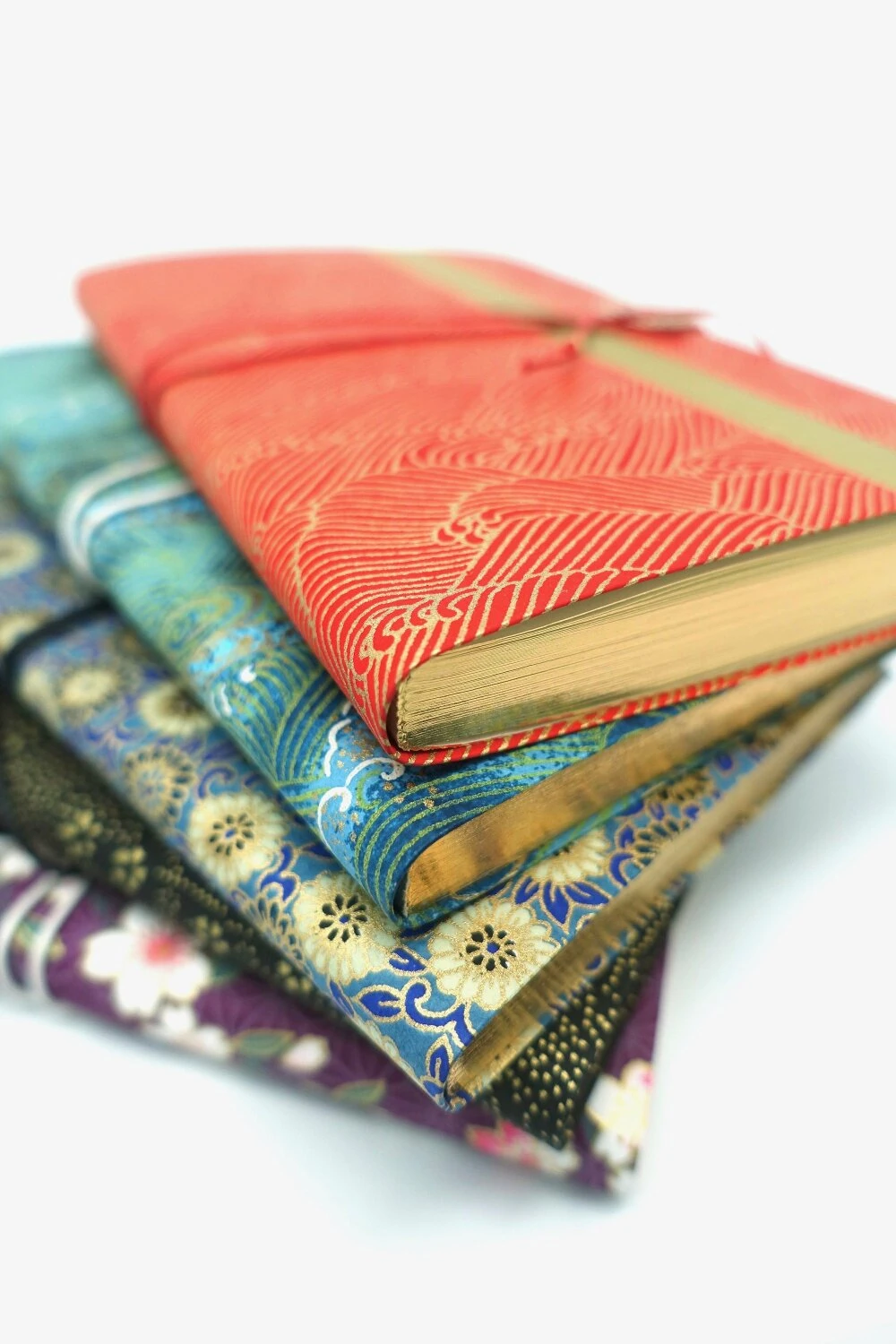 Carnet D'écriture En Papier Japonais, Journal Intime Violet Et Or, Cahier Washi Doré Sur Tranche, Noël Pour Elle, Carnet Voyage Japon Asie 4 Carnet D'écriture En Papier Japonais, Journal Intime Violet Et Or, Cahier Washi Doré Sur Tranche, Noël Pour Elle, Carnet Voyage Japon Asie – Image 4