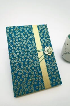 Carnet D'écriture Papier Japonais, Journal Intime à Fermoir, Cahier Vert émeraude Constellations, Cadeau Noël Pour Elle 11 Carnet D'écriture Papier Japonais, Journal Intime à Fermoir, Cahier Vert émeraude Constellations, Cadeau Noël Pour Elle -Papeterie Boutique 3521290 carnet d ecriture papier japonais journal intime a fermoi 2