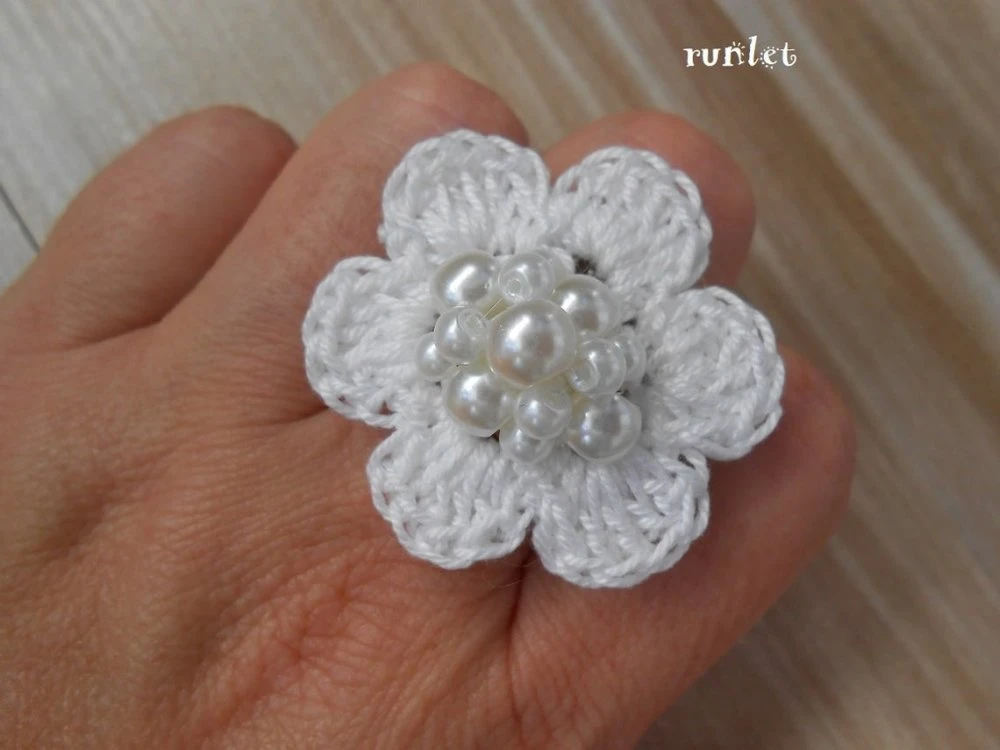 Bague Fleur En Crochet, Bijoux Fleur Blanc Au Crochet,cadeau Noël Femme 2 Bague Fleur En Crochet, Bijoux Fleur Blanc Au Crochet,cadeau Noël Femme – Image 2