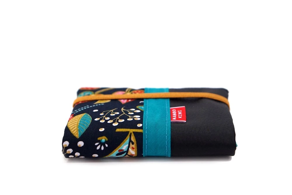 Portefeuille Cuir Noir Femme, Portefeuille Tissu Ethnique, Petit Portefeuille élastique, Cadeau Anniversaire, Cadeau Femme Noël 4 Portefeuille Cuir Noir Femme, Portefeuille Tissu Ethnique, Petit Portefeuille élastique, Cadeau Anniversaire, Cadeau Femme Noël – Image 4