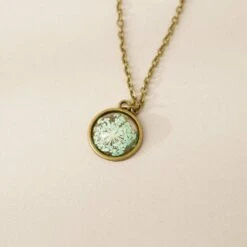 Collie Résine Avec Fleurs Jaune Pressées Bijoux Bronze Véritables Fleurs Cadeau De Noël Pour Femmes -Papeterie Boutique 3824896 collier en resine avec fleurs pressees bijoux veritables 5