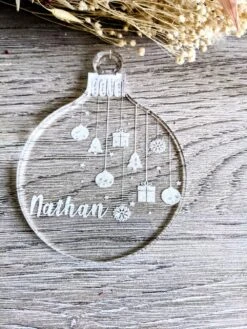 Boule De Noël Famille Personnalisée Acrylique Transparente, Idée Décoration Noël, Décoration Sapin 9 Boule De Noël Famille Personnalisée Acrylique Transparente, Idée Décoration Noël, Décoration Sapin -Papeterie Boutique 3927807 boule de sapin famille personnalisee idee decoration no 5