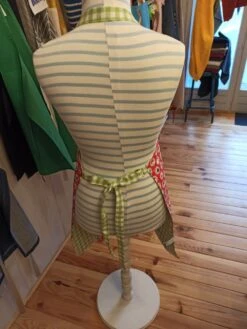 Tablier Réversible Boules De Noël Rouge -Papeterie Boutique 3985962 tablier reversible noel rose rouge 3