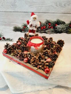 Centre De Table Noël - Jour De L'an / Décoration De Table Ou Autre Avec Bougies Pomme De Pin Et Boules De Noel