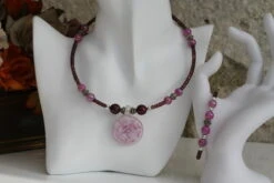 Parure Ras-du-cou Pendentif Verre-bracelet-perles De Verre-métal Dans Un Dégradé De Roses ModÚle "rose De Noël"