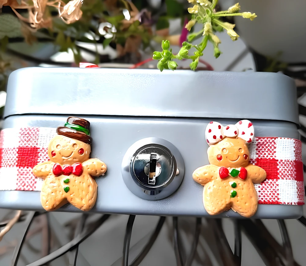 Boîte à Couture Noël, Boîte à Ouvrage, Idée Cadeau, Décoration En Fimo, Couture 3 Boîte à Couture Noël, Boîte à Ouvrage, Idée Cadeau, Décoration En Fimo, Couture – Image 3