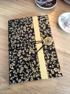 Carnet Vierge En Papier Japonais, Journal Intime Sakura Noir Et Or, Cahier Washi Noël Pour Elle, Carnet Voyage Japon Asie 13 Carnet Vierge En Papier Japonais, Journal Intime Sakura Noir Et Or, Cahier Washi Noël Pour Elle, Carnet Voyage Japon Asie -Papeterie Boutique 4297488 carnet d ecriture en papier japonais journal intime sakura 5