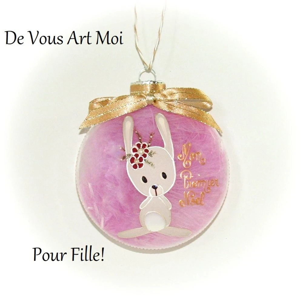 Boule De Noêl Originale Illustrée Personnalisée Premier Noël Prénom Enfant Fait Main Artisanale 2 Boule De Noêl Originale Illustrée Personnalisée Premier Noël Prénom Enfant Fait Main Artisanale – Image 2