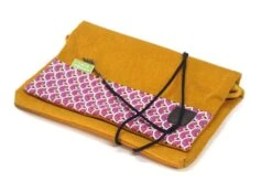 Trousse Rangement Câbles Et Souris Personnalisable En Velours Moutarde Tissu Japonais, Cadeau Sur Mesure Femme Noël -Papeterie Boutique 4335634 trousse rangement cables et souris wax pochette fourre tou 3