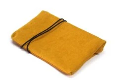 Trousse Rangement Câbles Et Souris Personnalisable En Velours Moutarde Tissu Japonais, Cadeau Sur Mesure Femme Noël -Papeterie Boutique 4335634 trousse rangement cables et souris wax pochette fourre tou 4