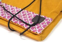 Trousse Rangement Câbles Et Souris Personnalisable En Velours Moutarde Tissu Japonais, Cadeau Sur Mesure Femme Noël -Papeterie Boutique 4335634 trousse rangement cables et souris wax pochette fourre tou 6