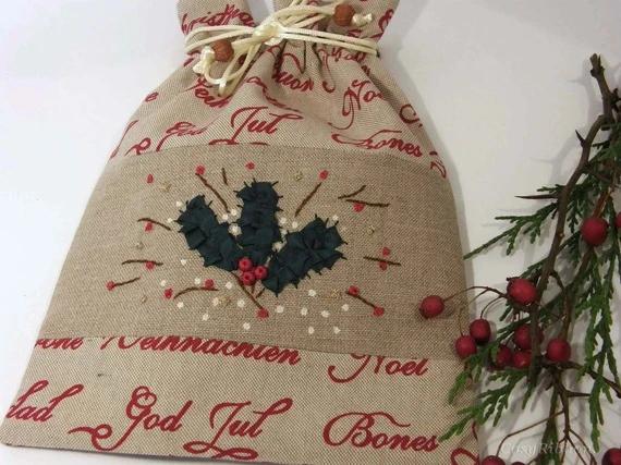 Pochon Noël -pochette Cadeau Noël-sac Noël- Décor Noël- Sac Noël Houx - 2 Pochon Noël -pochette Cadeau Noël-sac Noël- Décor Noël- Sac Noël Houx - – Image 2