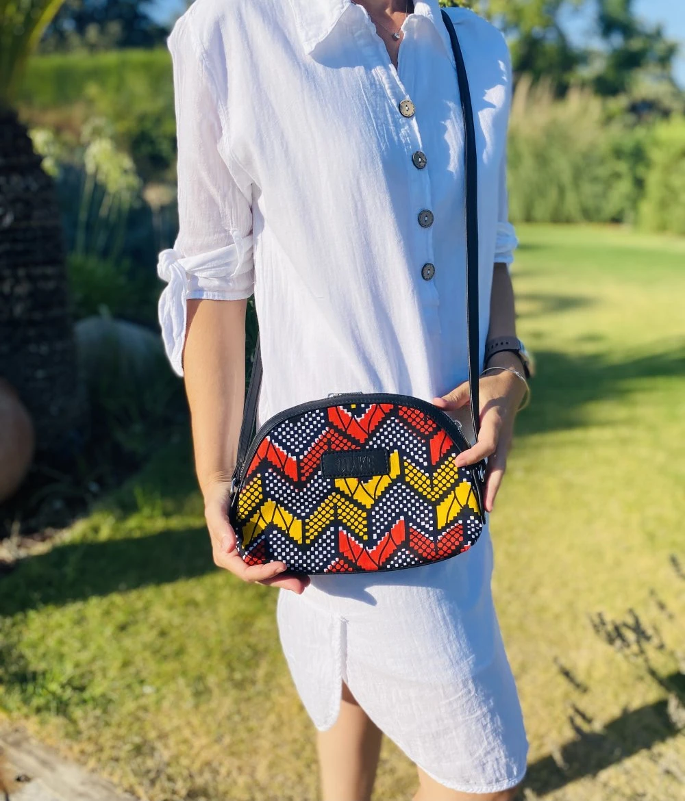 Sac Rond Bandoulière Femme Wax Pagne Africain Indien Idée Cadeau Noël Pour Femme 8 Sac Rond Bandoulière Femme Wax Pagne Africain Indien Idée Cadeau Noël Pour Femme – Image 8