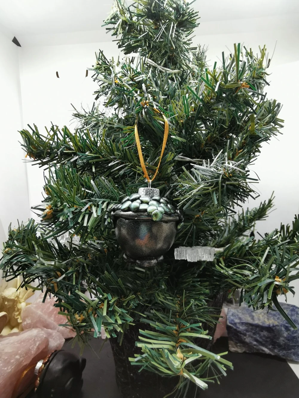 Boule De Noël Chaudron Magique - Décoration De Noël Original - Sorcière, Gothique, Fait Main 3 Boule De Noël Chaudron Magique - Décoration De Noël Original - Sorcière, Gothique, Fait Main – Image 3