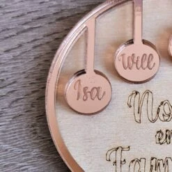 Boule De Noël Personnalisée Famille, Décoration Du Sapin, Suspension De Noël -Papeterie Boutique 4377983 boule de noel personnalisee famille decoration du sapin 5