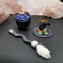 Suspension De Noël Balai De Sorcière - Décoration De Noël Originale - Sorcière, Gothique, Fait Main -Papeterie Boutique 4387046 suspension de noel balai de sorciere decoration de noe 4