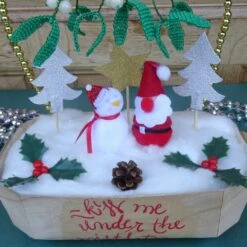 Décoration De Noël - Kiss Me Under The Mistletoe (embrasse Moi Sous Le Gui) -Papeterie Boutique 4389606 vendue decoration de noel kiss me under the mistletoe 4