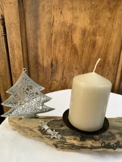 Sapin De Noël En Métal Et Bougie Sur Bois Flotté 7 Sapin De Noël En Métal Et Bougie Sur Bois Flotté -Papeterie Boutique 4400723 bougeoir en bois flotte decore d un sapin en metal et 1 4