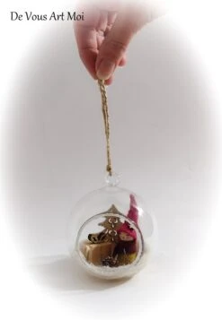 Boule De Noël Personnalisée Fille Originale Boule Noël Verre Ouverte Lutin Fée Artisanale -Papeterie Boutique 4414835 boule de noel personnalisee fille originale boule noel ve 5