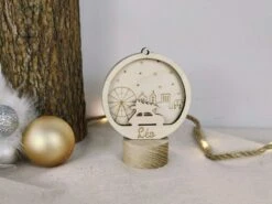 Boule De Noël Lumineuse Personnalisée, La Ville Féerique 11 Boule De Noël Lumineuse Personnalisée, La Ville Féerique -Papeterie Boutique 4665735 boule de noel lumineuse personnalisee en bois modele vi 6