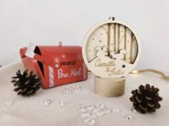 Boule De Noël Lumineuse Personnalisée En Bois, Les écureuils -Papeterie Boutique 4665736 boule de noel lumineuse personnalisee en bois modele co 6