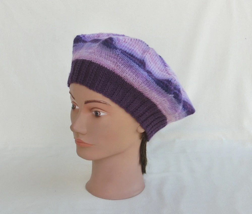 Béret En Laine Fantaisie, Femme Ou Adolescente Fille, Tricoté Main, Tricot Accessoire De Mode Hiver, Cadeau Anniversaire Ou Noël 1 Béret En Laine Fantaisie, Femme Ou Adolescente Fille, Tricoté Main, Tricot Accessoire De Mode Hiver, Cadeau Anniversaire Ou Noël