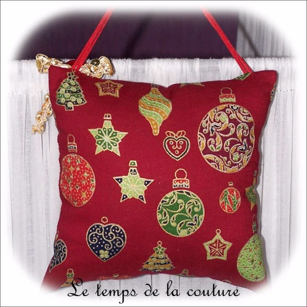 Noël - Coussin De Porte - Ton Rouge Avec Broderie "joyeux Noël" - Fait Main. 3 Noël - Coussin De Porte - Ton Rouge Avec Broderie "joyeux Noël" - Fait Main. – Image 3