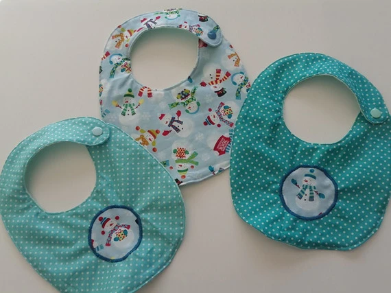 Bavoirs Bébé Theme Hiver Ou Noël En Coton Nid D'abeille Taille 0-6 Mois - En Lot De 3 1 Bavoirs Bébé Theme Hiver Ou Noël En Coton Nid D'abeille Taille 0-6 Mois - En Lot De 3