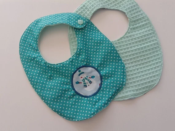 Bavoirs Bébé Theme Hiver Ou Noël En Coton Nid D'abeille Taille 0-6 Mois - En Lot De 3 4 Bavoirs Bébé Theme Hiver Ou Noël En Coton Nid D'abeille Taille 0-6 Mois - En Lot De 3 – Image 4