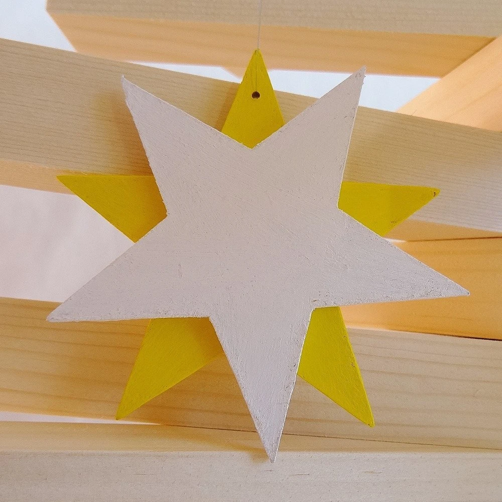 3 étoiles De Noël, Décoration, Suspension De Sapin En Fibres De Bois Peinte à La Main, Peinture Acrylique. Réalisé à La Scie à Chantourner 2 3 étoiles De Noël, Décoration, Suspension De Sapin En Fibres De Bois Peinte à La Main, Peinture Acrylique. Réalisé à La Scie à Chantourner – Image 2