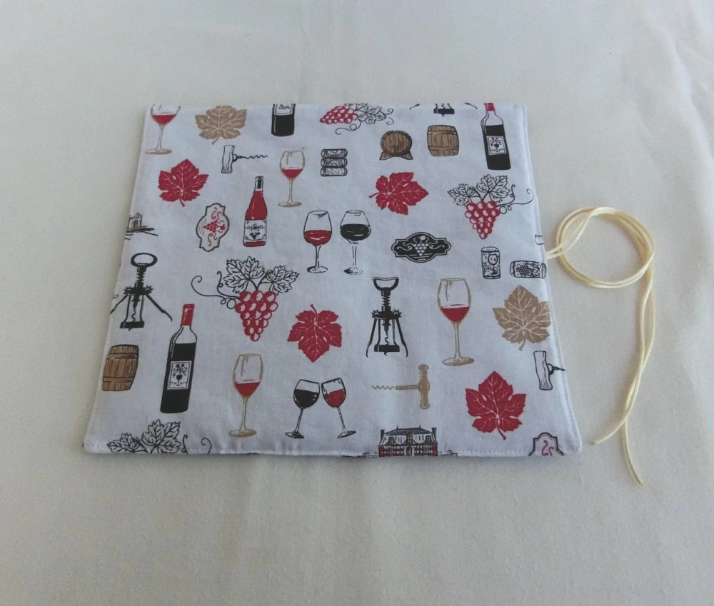 Pochette Molletonnée Pour Rangement Porte Couverts Et Serviette, étui En Tissu Sur Le Thème Du Vin, Trousse Nomade à Rouler Cadeau Noël 4 Pochette Molletonnée Pour Rangement Porte Couverts Et Serviette, étui En Tissu Sur Le Thème Du Vin, Trousse Nomade à Rouler Cadeau Noël – Image 4