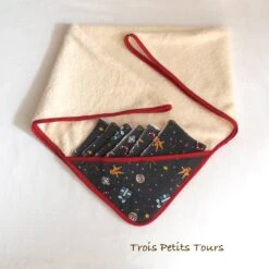 Cape De Bain Noël + 6 Lingettes Assorties - Sortie De Bain 5 Cape De Bain Noël + 6 Lingettes Assorties - Sortie De Bain -Papeterie Boutique product 6357f7b46f376 1